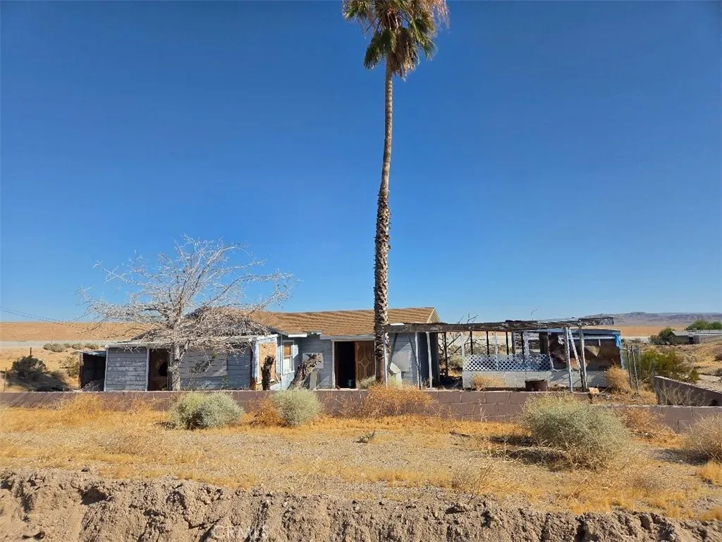 27376 Calico Drive, Barstow, California 92311 — photo 4