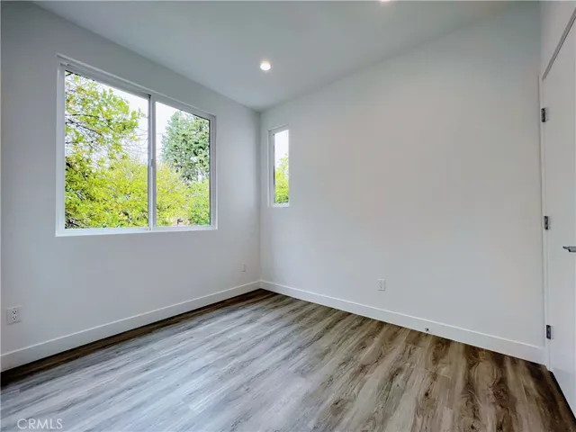 95 Harkness Avenue, Pasadena, California 91106 — photo 5