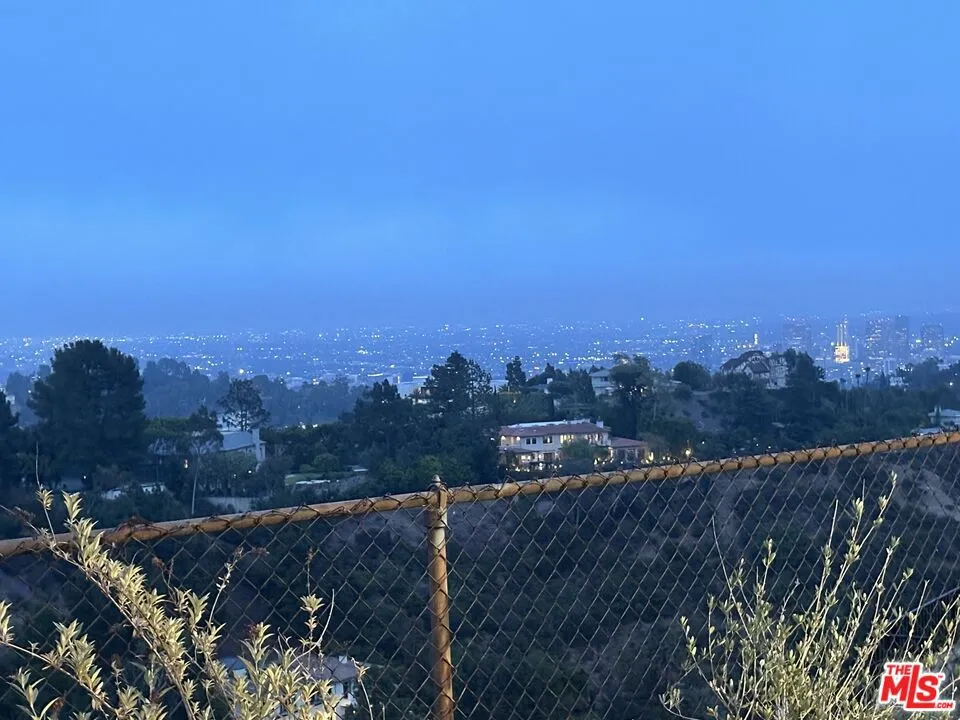 1212 Roberto Lane, Los Angeles, California 90077 — photo 4