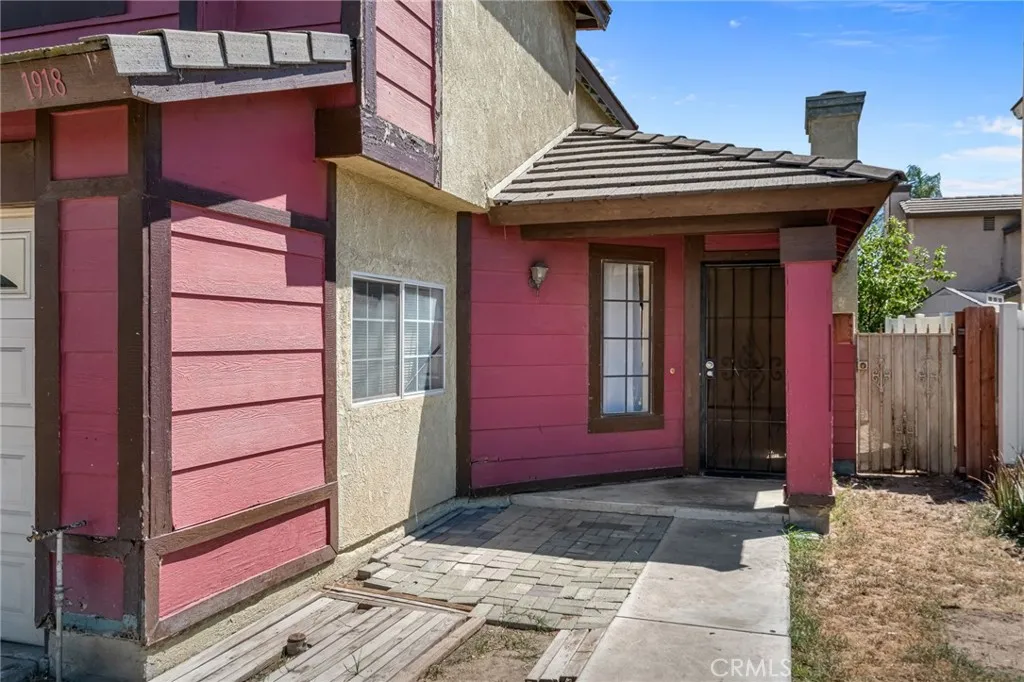 1918 W Quartermaster, Colton, California 92324 — photo 4