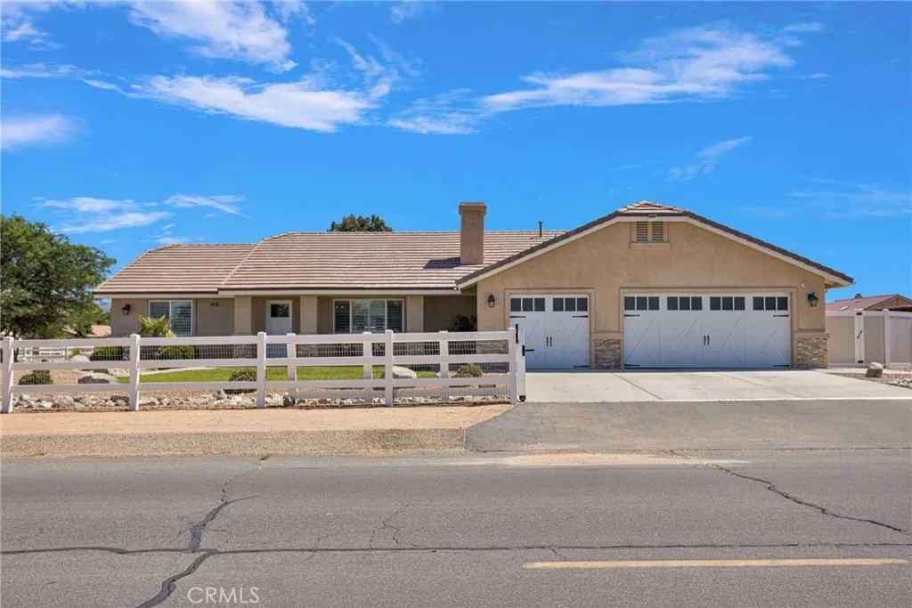 18155 Dunkirk Street, Hesperia, California 92345 — photo 4