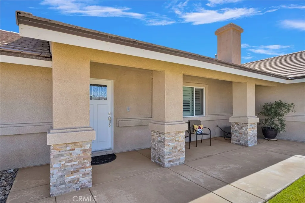 18155 Dunkirk Street, Hesperia, California 92345 — photo 5