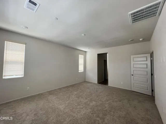 Bed #4 - Primary