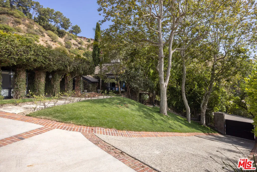 9507 Heather Road, Los Angeles, California 90210 — photo 4