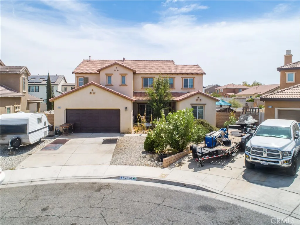 37854 Old Adobe Ct