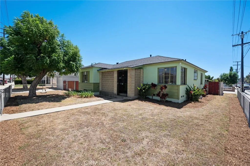 528 W F Street, Wilmington, California 90744 — photo 5
