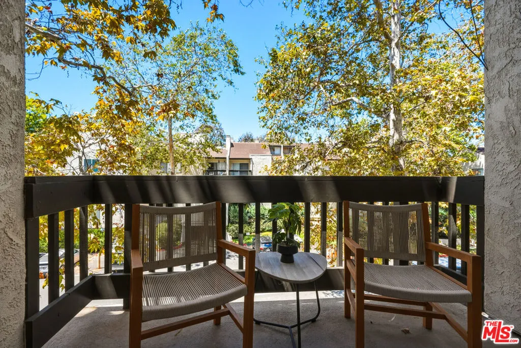 7306 Summertime Lane, Culver City, California 90230 — photo 5