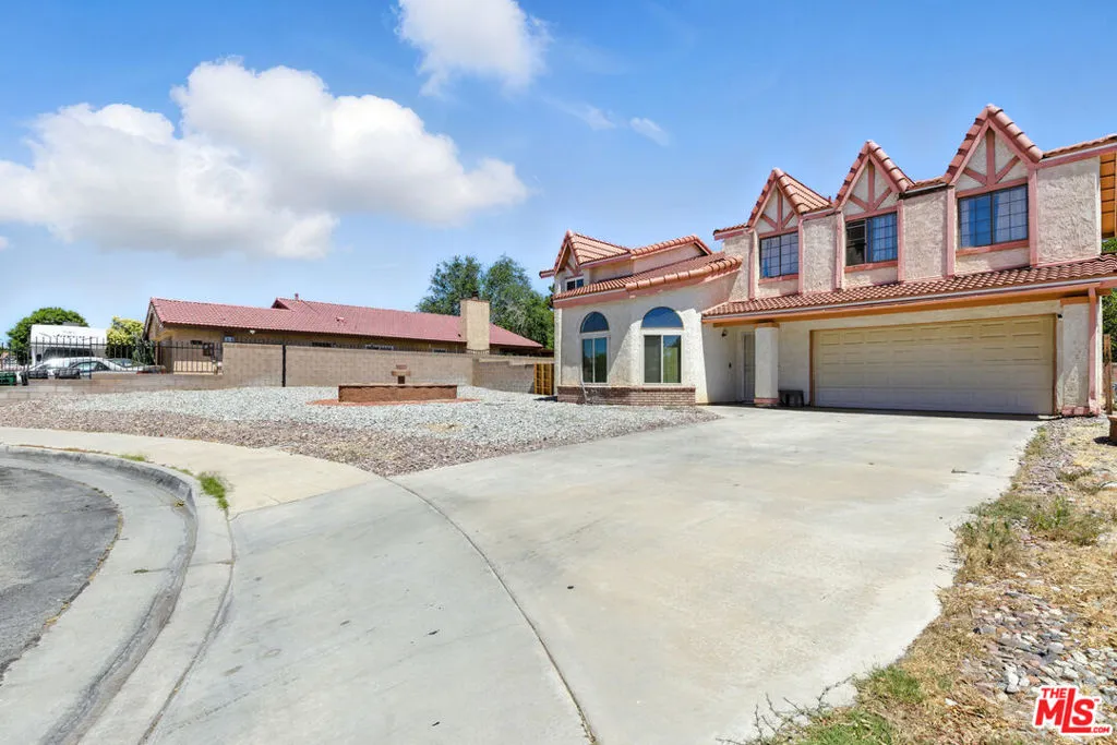 1655 E Avenue K, Lancaster, California 93535 — photo 5