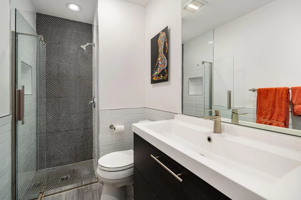 Hall Bathroom
