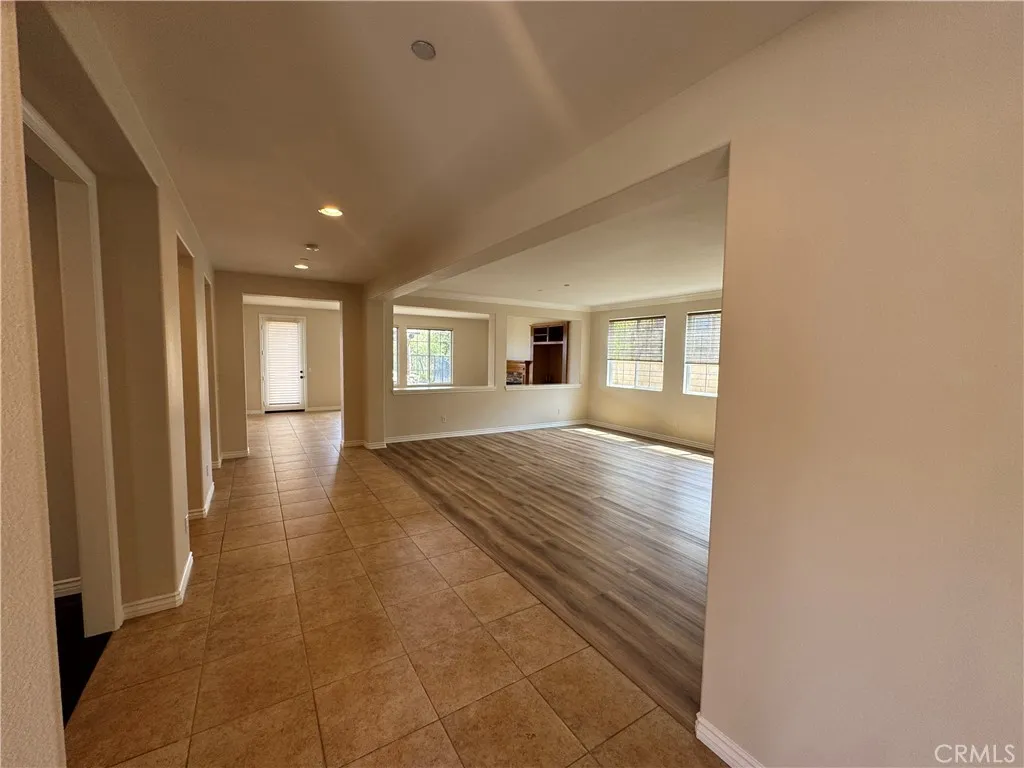 3753 Elderberry Circle, Corona, California 92882 — photo 5