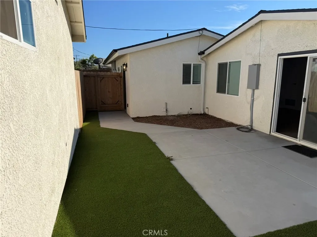 940 N Garden, Anaheim, California 92801 — photo 4