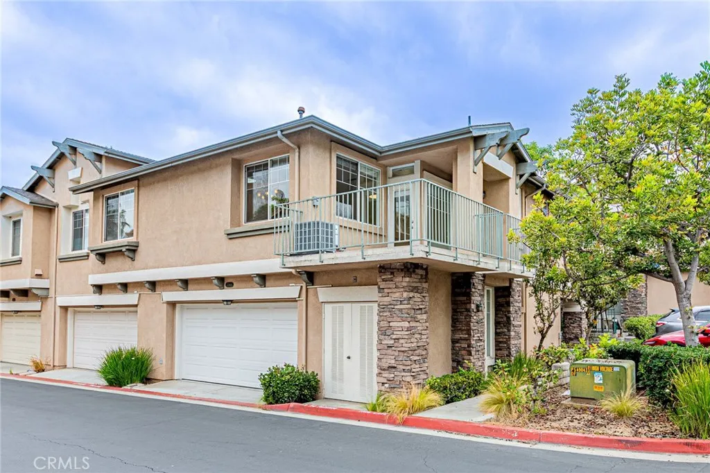 17808 Olive Ct