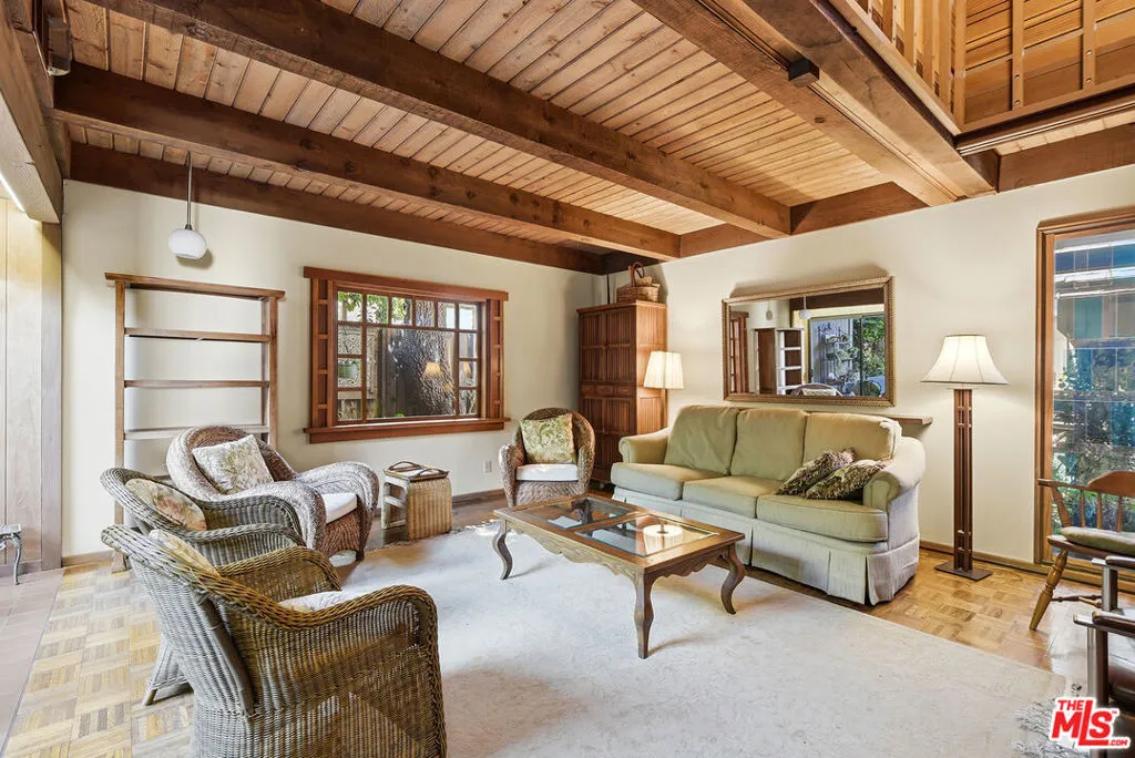 15203 Camarillo Street, Sherman Oaks, California 91403 — photo 4