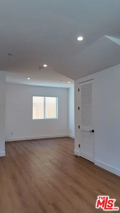 5223 W 20th Street 1/4, Los Angeles, California 90016 — photo 5