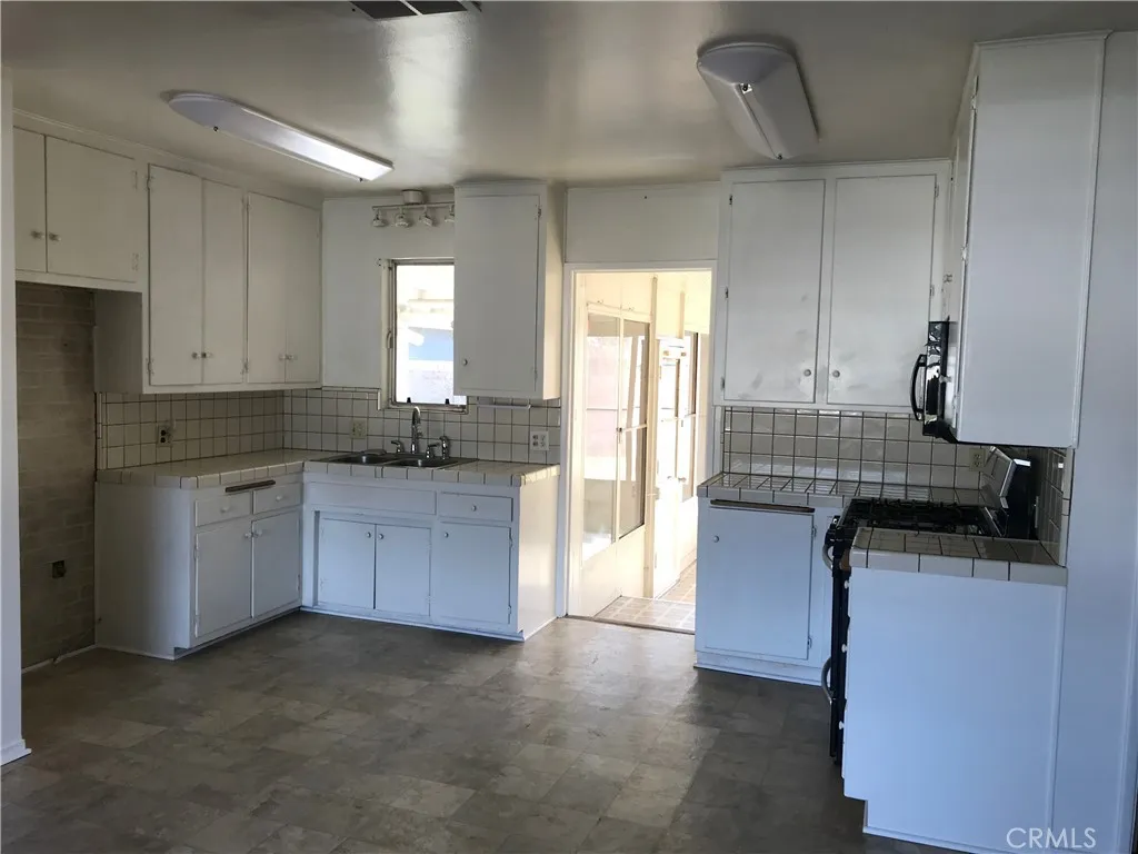 18828 E Weather Road, Covina, California 91722 — photo 5