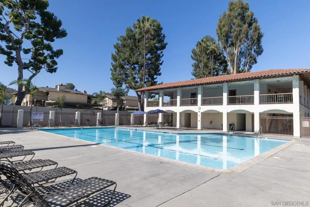 10737 San Diego Mission 110