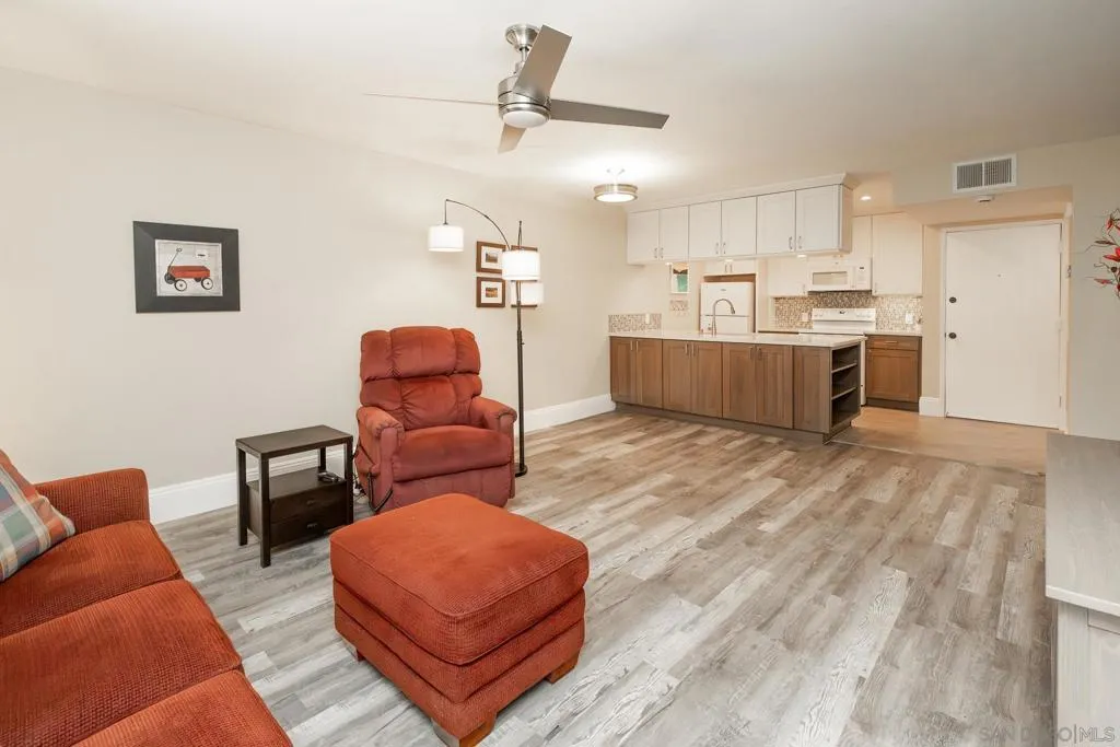 10737 San Diego Mission 110, San Diego, California 92108 — photo 5