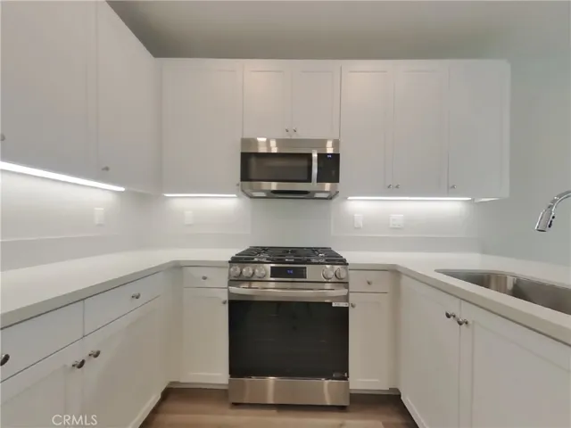31547 Willowood, Menifee, California 92584 — photo 5