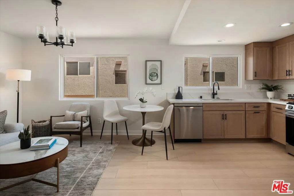 17173 Palisades Circle, Pacific Palisades, California 90272 — photo 4