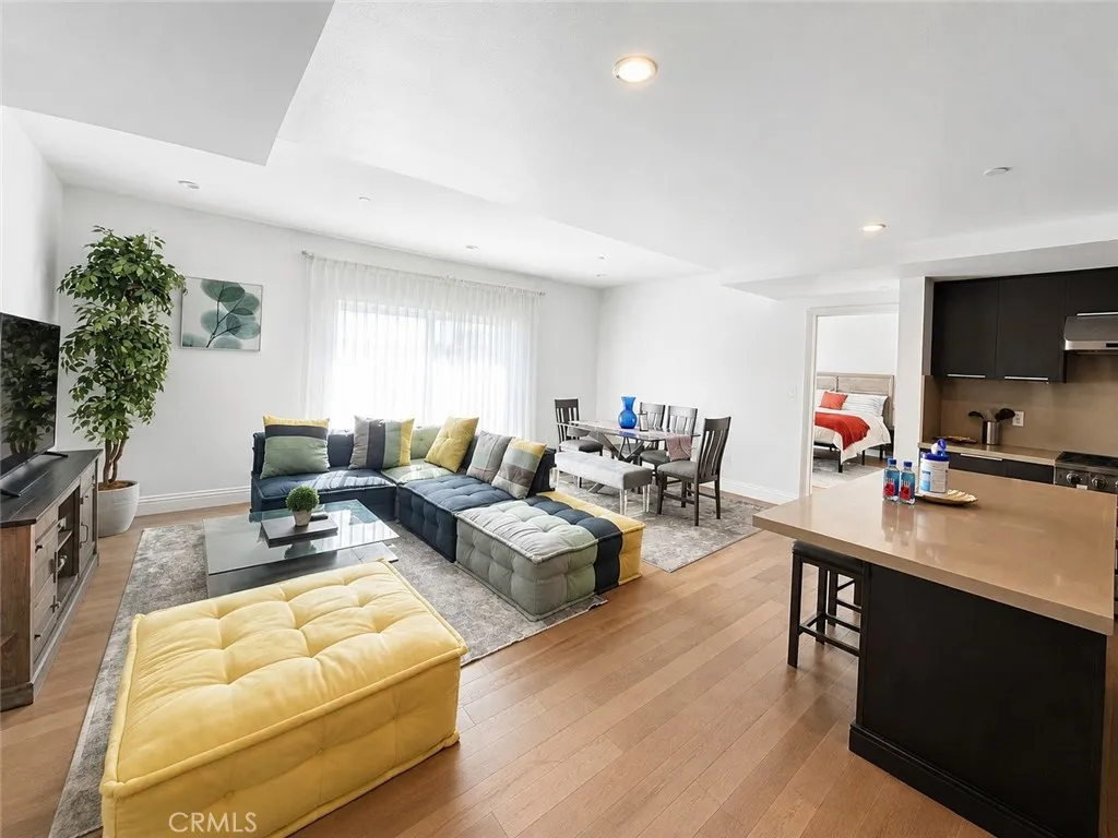 2939 Leeward Ave 615, Los Angeles, California 90005 — photo 4