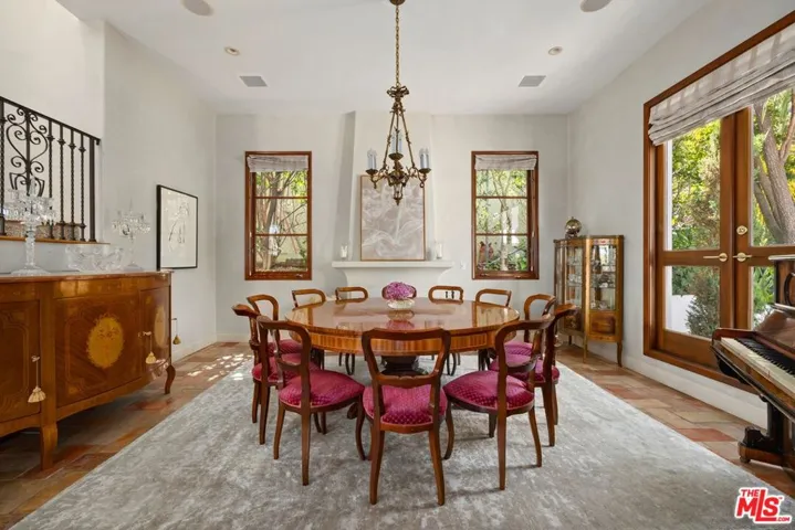 1214 Beverly View Drive, Beverly Hills, California 90210 — photo 4