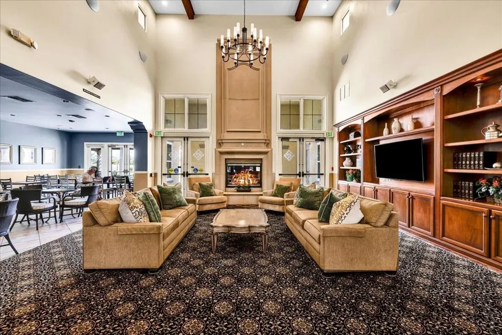 47-Four Seasons Community (13) - Copy