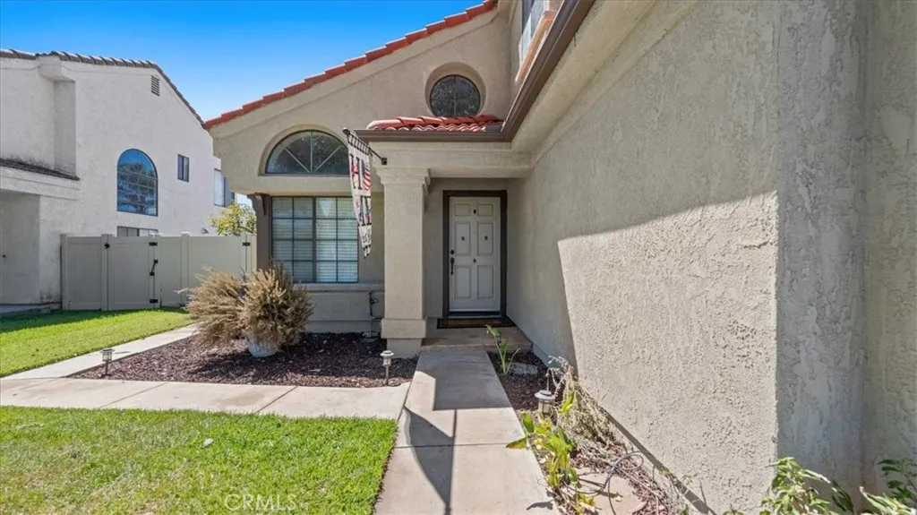 10726 Opal, Redlands, California 92374 — photo 4