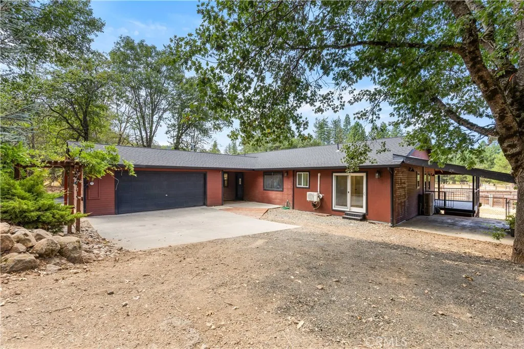 9679 Salmina Rd