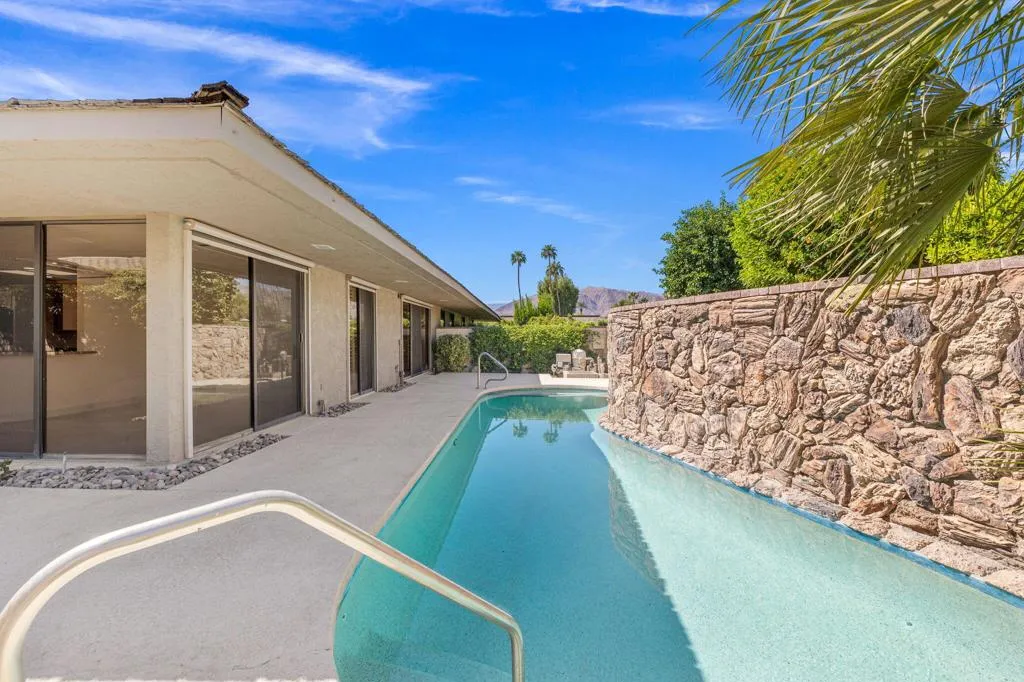 Pool w/ Mountain View
