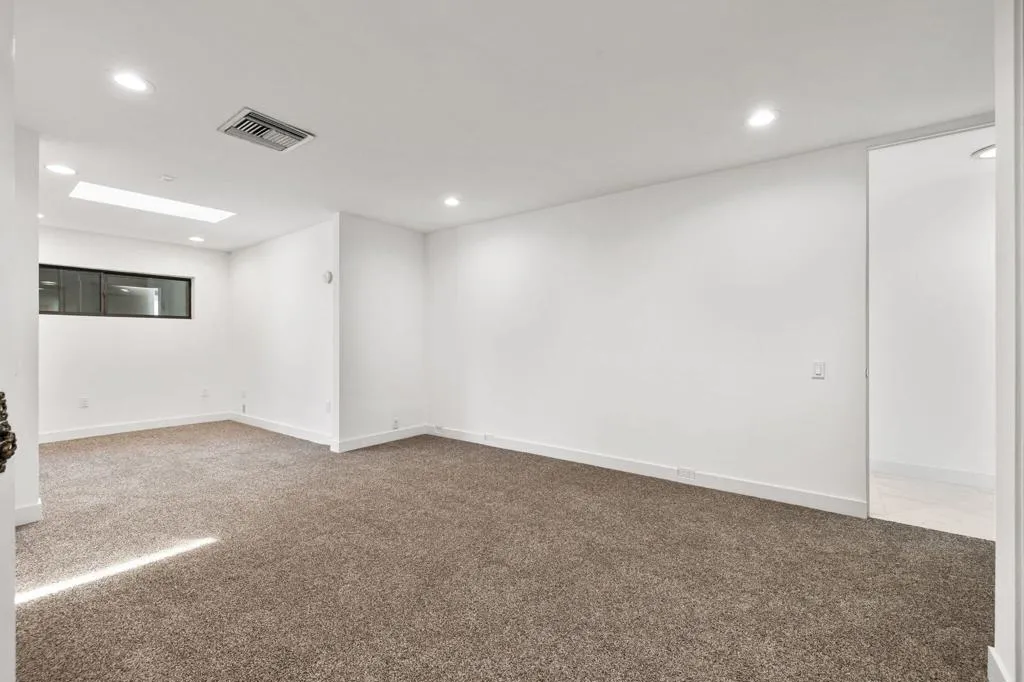 Guest Room 1