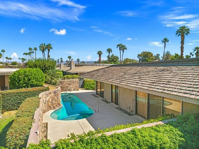 Reverse View Aerial of Backyard