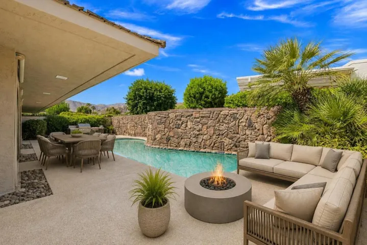 Virtually Staged Patio