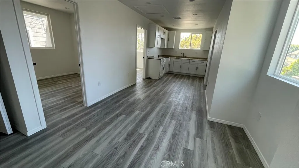 320 35th Street, Los Angeles, California 90011 — photo 5