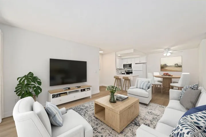 https://zimg.paragon.ice.com/ParagonImages/Property/PA/SDMLS/-533160/4/533/400/fd4aaee323d075e4da2499ce65127cc6/3/d5ddcc72084465b2168904c825d4ae3f/-533160-5f21f9d1-d35b-4daa-91a0-741cb545578f.JPG