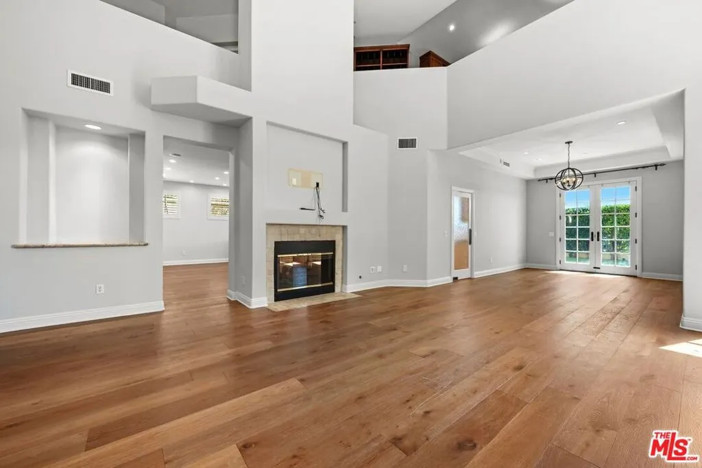 16778 Calle Arbolada, Los Angeles, California 90272 — photo 5