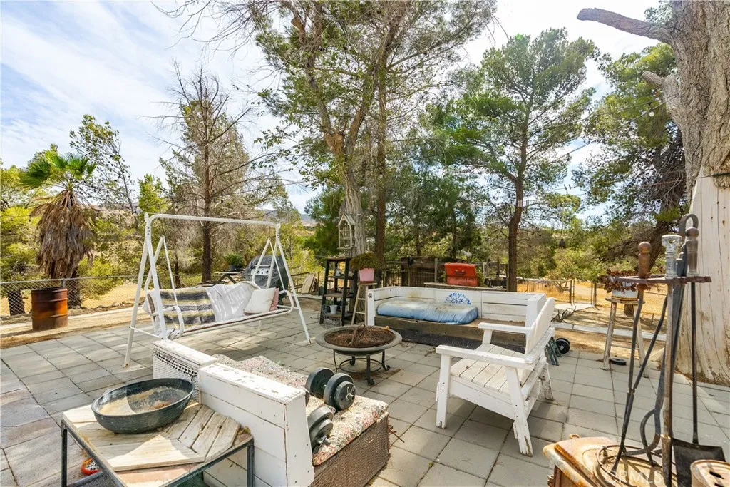 34920 Cheseboro, Palmdale, California 93552 — photo 5
