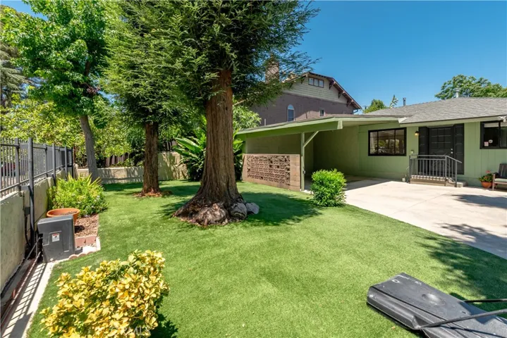 4450 Matilija Avenue, Sherman Oaks, California 91423 — photo 4