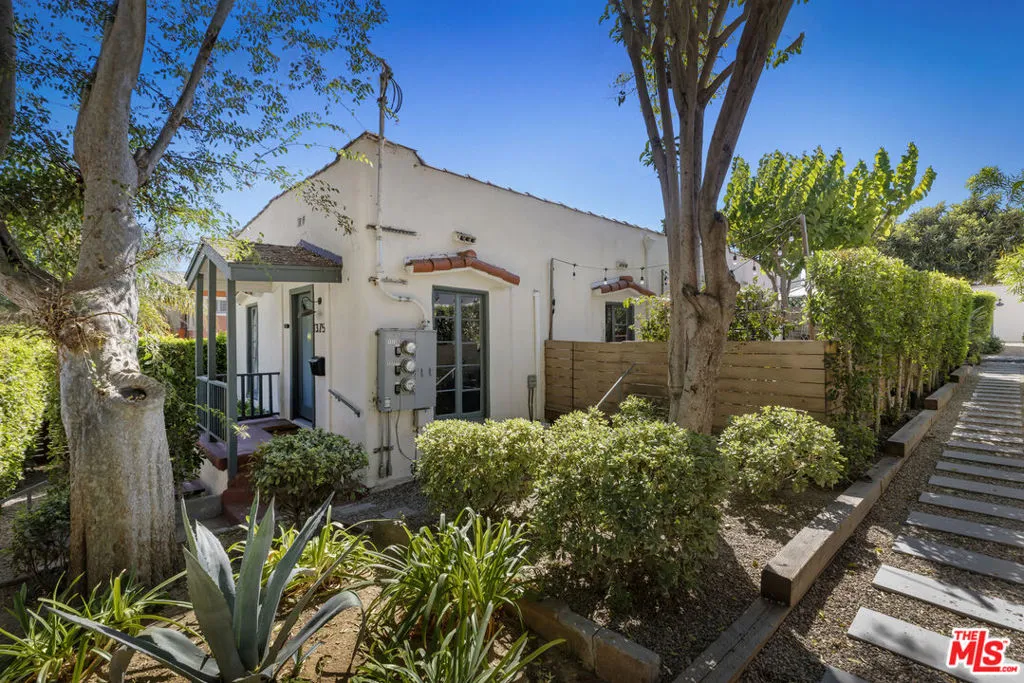 1375 Sutherland Street, Los Angeles, California 90026 — photo 4