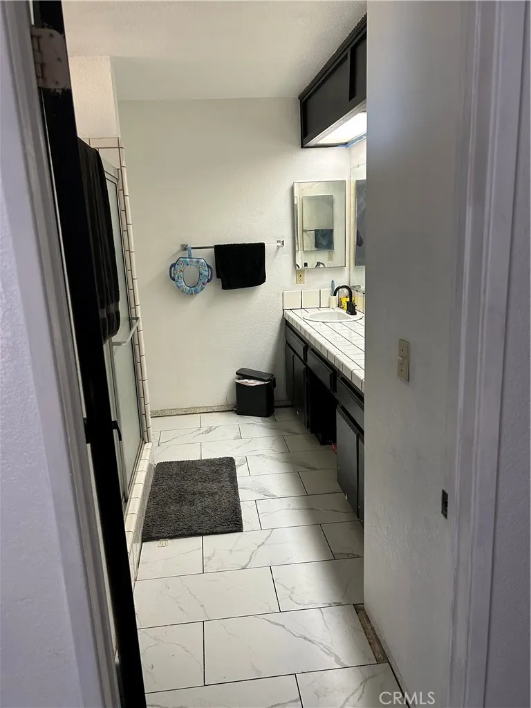7621 Alston Avenue, Hesperia, California 92345 — photo 4