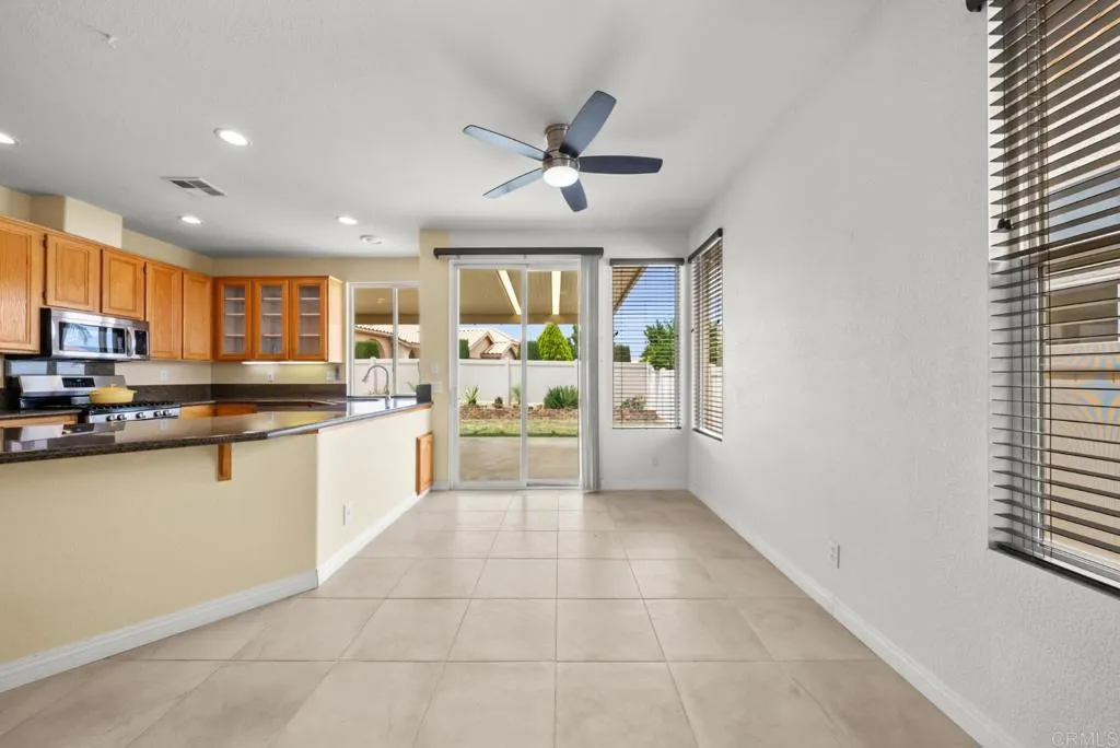 1619 Fairway Oaks Avenue, Banning, California 92220 — photo 5