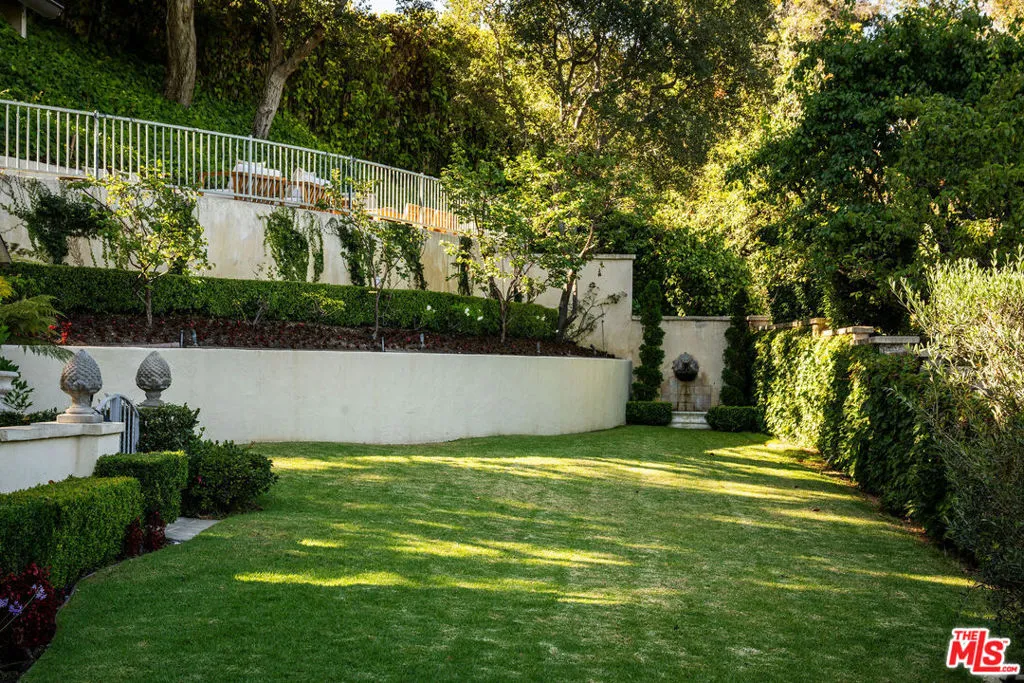 10950 Bellagio Road, Los Angeles, California 90077 — photo 5