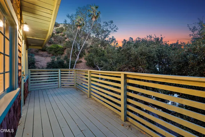 09 - Laurel Canyon (2026)