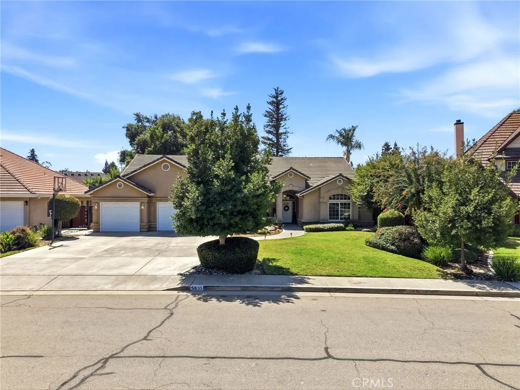 5535 W Vine Ct