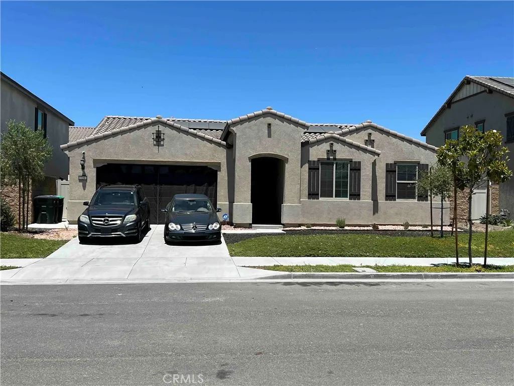 728 Royal County Ct