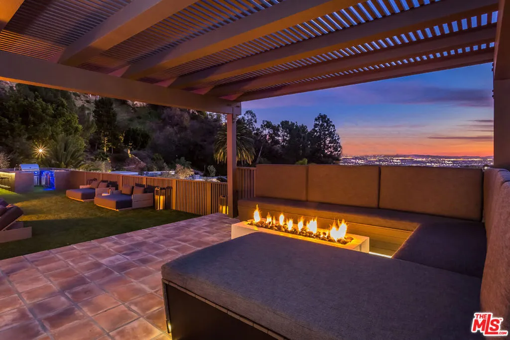1707 Rising Glen Road, Los Angeles, California 90069 — photo 4