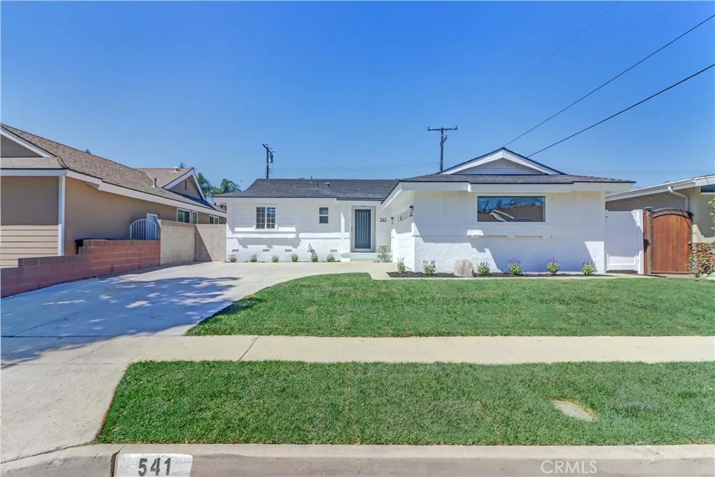 541 Ronwood