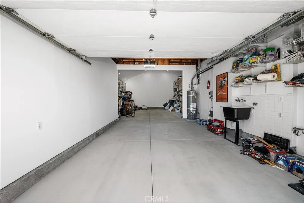 Huge garage!