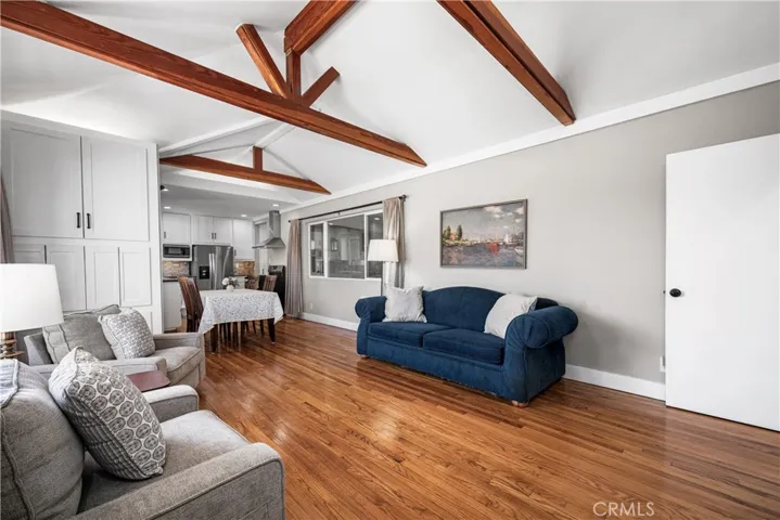 Nice high ceilings!