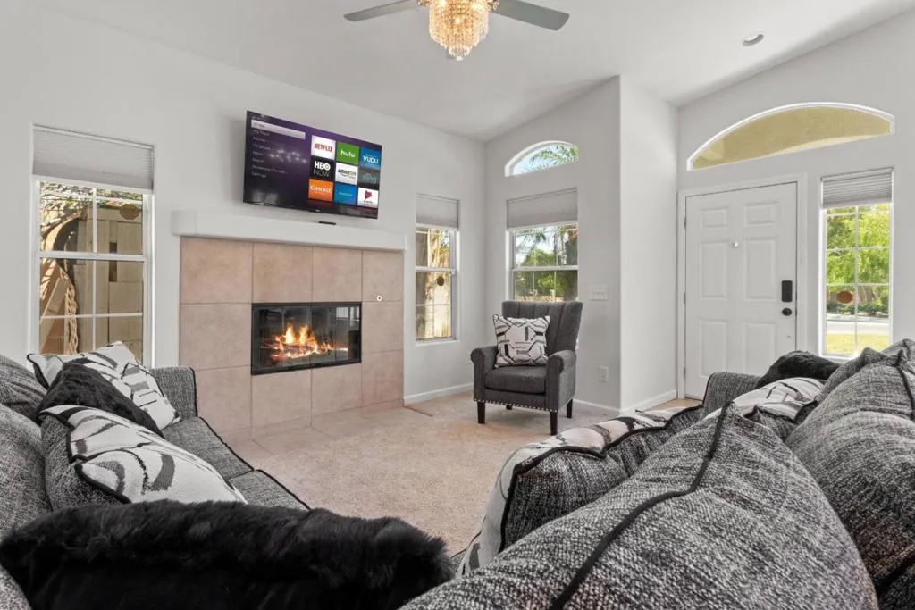 65976 Flora Avenue, Desert Hot Springs, California 92240 — photo 5