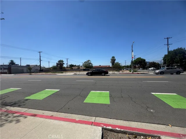 233 La Cadena Drive, Colton, California 92324 — photo 4